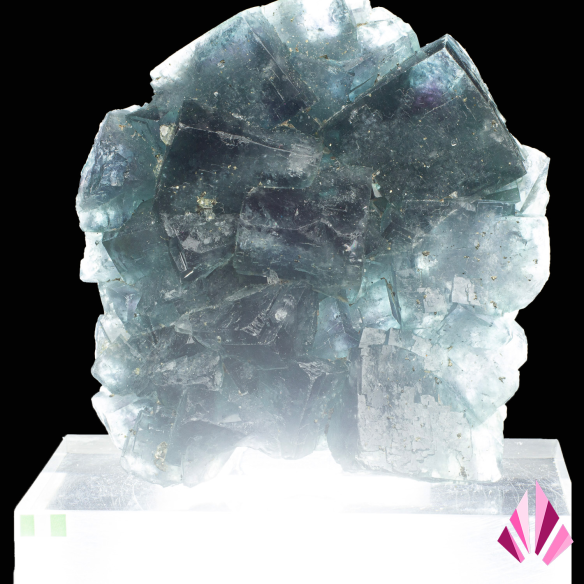 Fluorine du Nigéria sur socle (Lumière arrière)