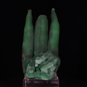 Stalactites de malachite de RD Congo, vue principale des formations vert foncé