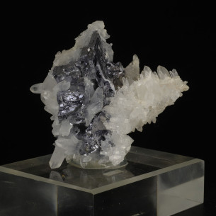 Galène dans quartz de Madan, Bulgarie, cristaux de galène parmi le quartz blanc à translucide