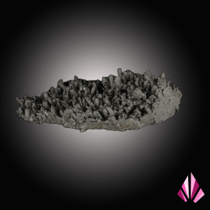 Quartz saupoudré de pyrite avec petits cristaux de baryte disséminés