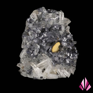 Quartz et galène en association avec une petite calcite au centre.