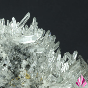 Limpid quartz with galena and blende association 2