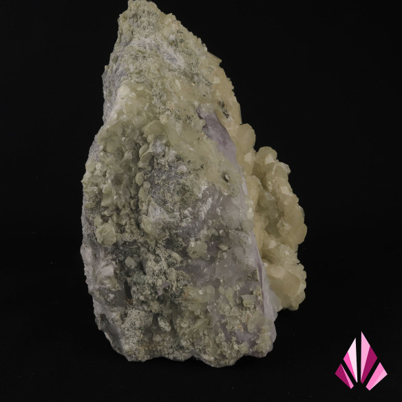 Quartz, amethyst with calcite