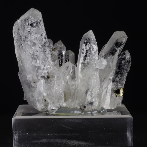 Quartz et Pyrite minéraux de Bulgarie.