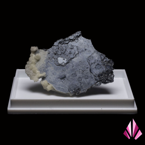 Hématite en provenance de Nador au Maroc. (168)