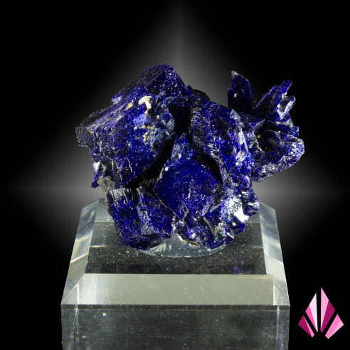 Azurite à cristaux tabulaires bleu profond de Kerrouchen au Maroc sur socle