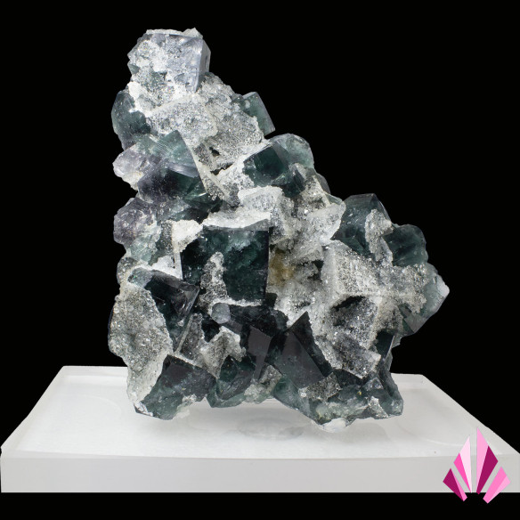 Association de fluorine cubique bleu-vert et quartz du Nigeria – vue de face