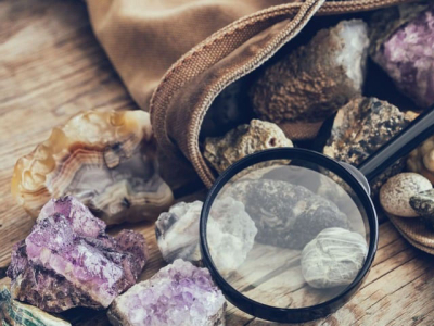 Guide pratique pour les débutants : identifier et choisir vos minéraux